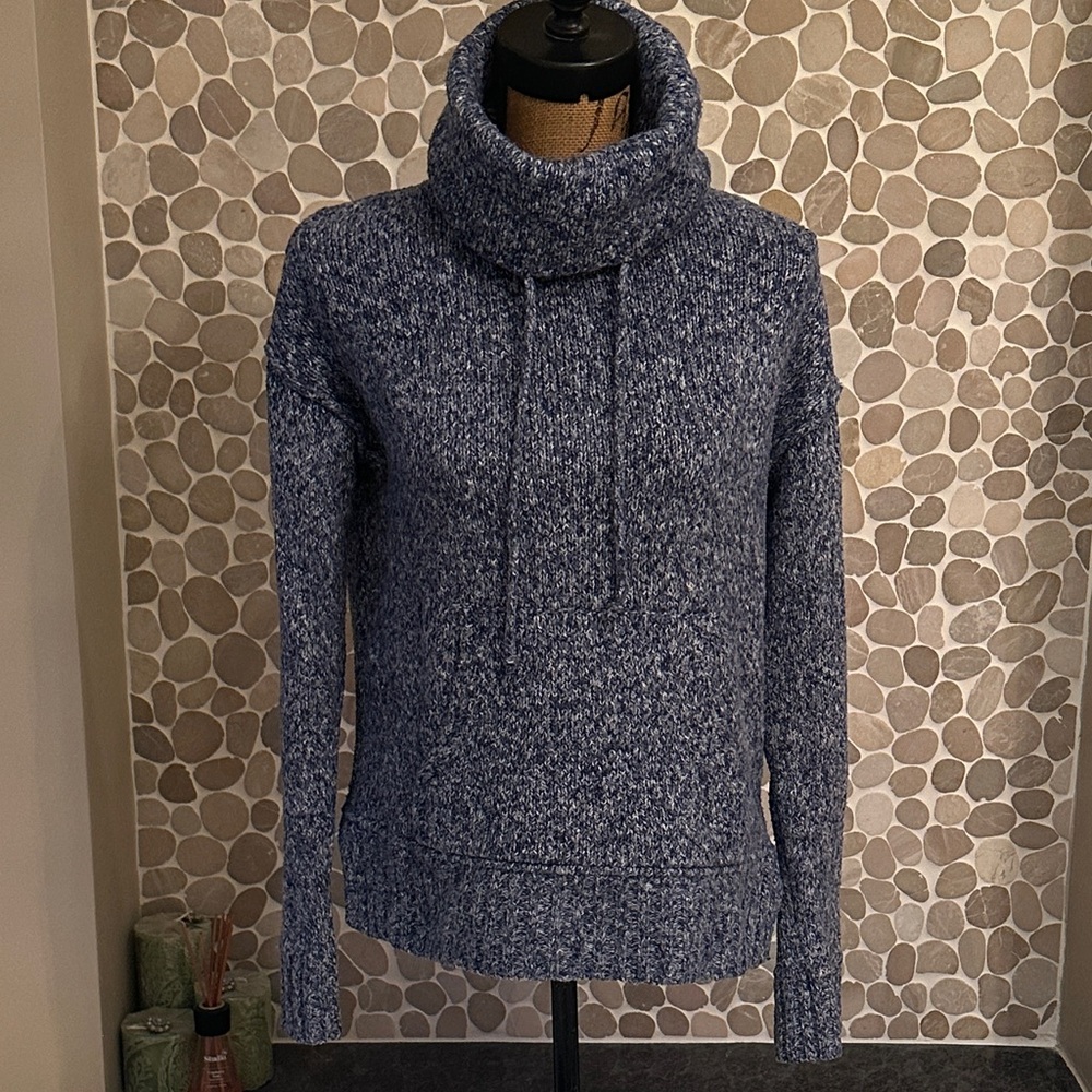Olivia Sky Heathered Blue Cowl Neck Sweater size small